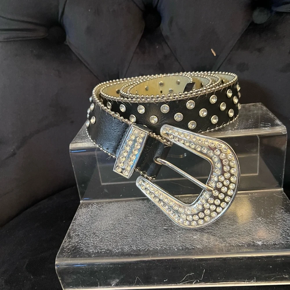 Black and Silver Rhinestone Studded Ladies Belt - Picture 1 of 4